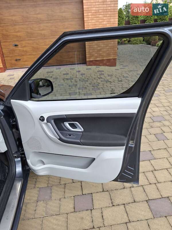 Микровэн Skoda Roomster 2007 в Городке