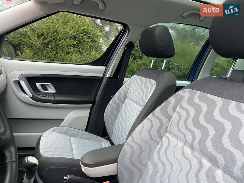 Микровэн Skoda Roomster 2008 в Вознесенске