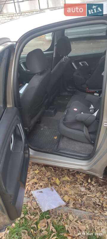 Микровэн Skoda Roomster 2008 в Киеве