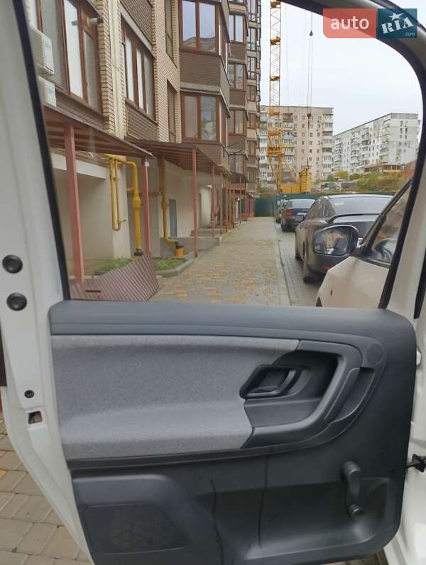 Микровэн Skoda Roomster 2014 в Черноморске