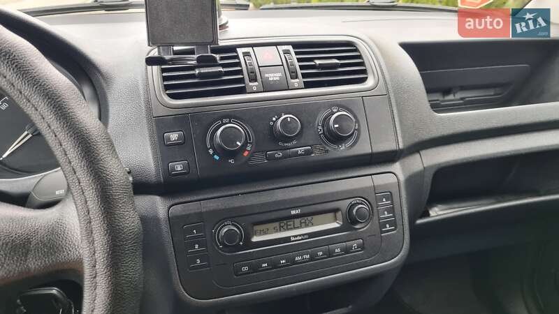 Микровэн Skoda Roomster 2009 в Луцке фото 40 Микровэн Skoda Roomster 2009 в Луцке