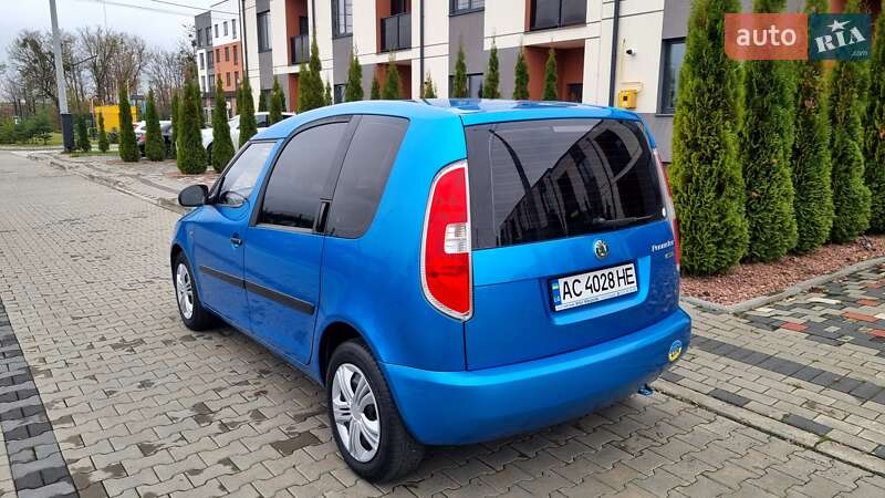 Микровэн Skoda Roomster 2009 в Луцке фото 56 Микровэн Skoda Roomster 2009 в Луцке