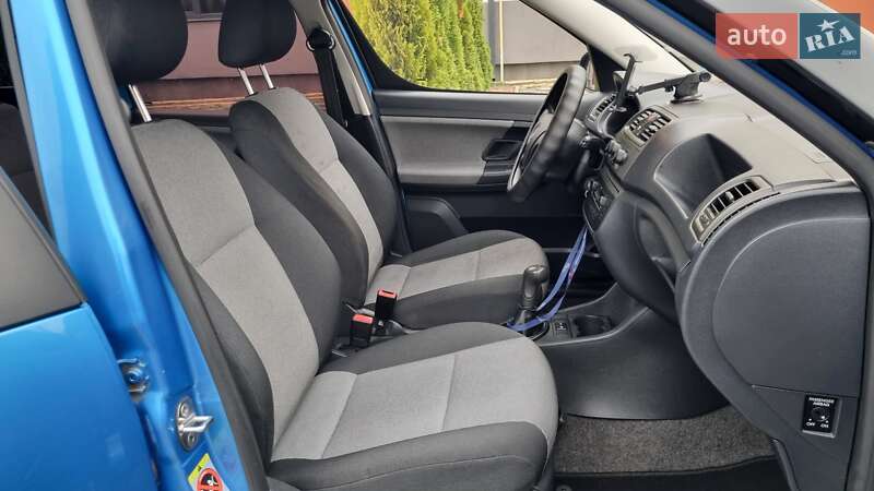 Микровэн Skoda Roomster 2009 в Луцке