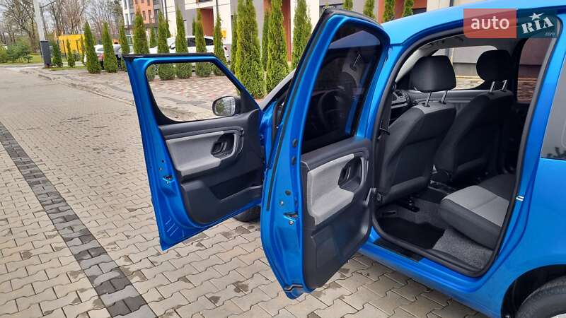 Микровэн Skoda Roomster 2009 в Луцке