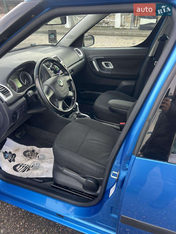 Микровэн Skoda Roomster 2010 в Запорожье фото 10 Микровэн Skoda Roomster 2010 в Запорожье