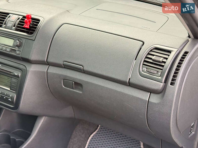 Мікровен Skoda Roomster 2006 в Стрию