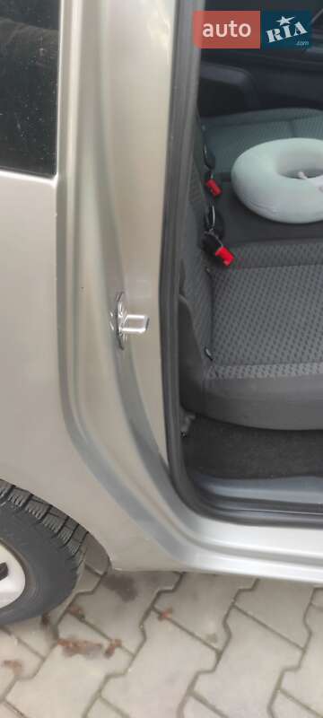 Мікровен Skoda Roomster 2011 в Тернополі