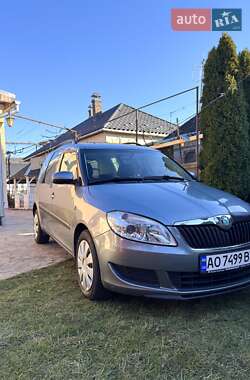 Микровэн Skoda Roomster 2010 в Ужгороде