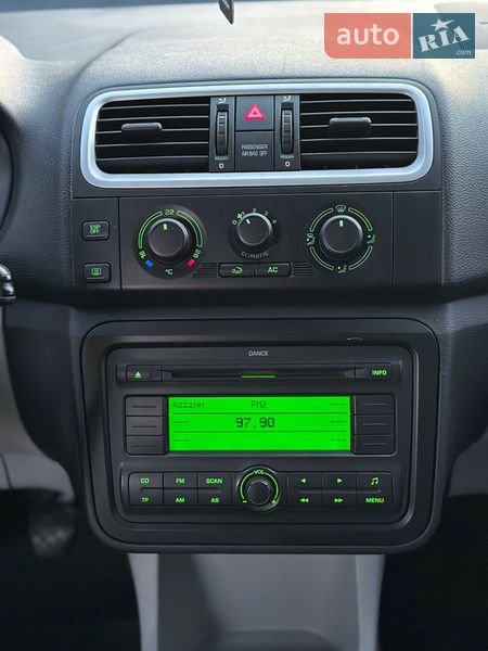 Микровэн Skoda Roomster 2006 в Ужгороде