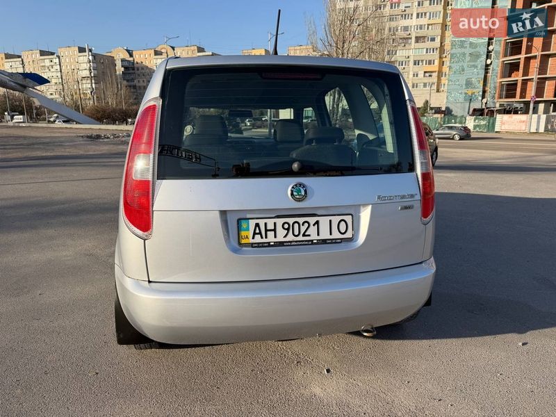 Микровэн Skoda Roomster 2012 в Днепре