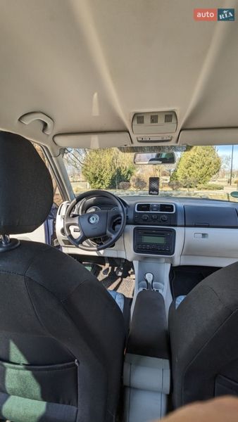 Мікровен Skoda Roomster 2007 в Здолбуніві