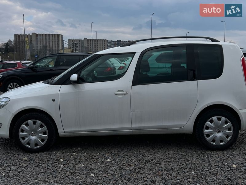 Микровэн Skoda Roomster 2013 в Львове