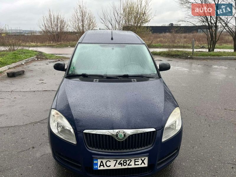 Микровэн Skoda Roomster 2009 в Борисполе