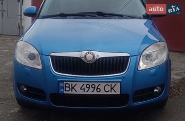 Микровэн Skoda Roomster 2007 в Ровно
