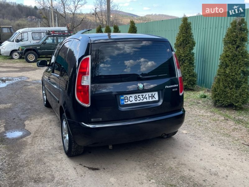 Микровэн Skoda Roomster 2006 в Мукачево