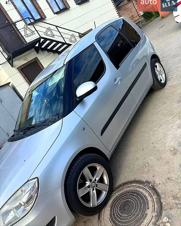 Skoda Roomster 2011 VIN TMBNK25J6C7011397 фото оголошення 2 з 42