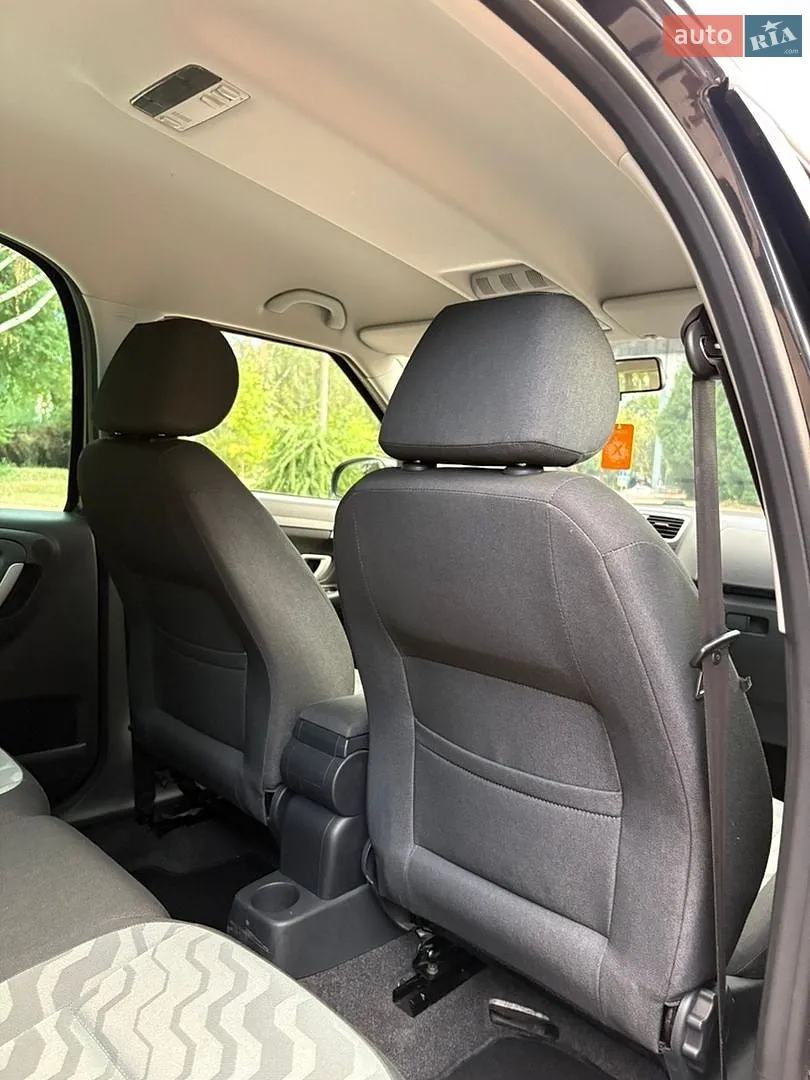2010 Skoda Roomster - мініатюра 40