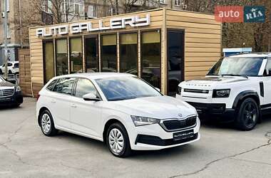 Хэтчбек Skoda Scala 2024 в Киеве