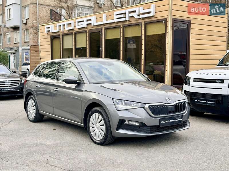 Хэтчбек Skoda Scala 2023 в Киеве