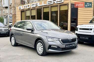 Хетчбек Skoda Scala 2023 в 