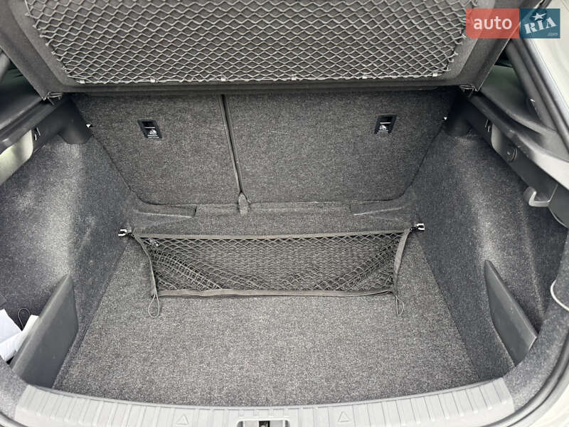 Хэтчбек Skoda Scala 2024 в Мукачево