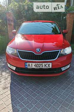 Хэтчбек Skoda Spaceback 2015 в Киеве