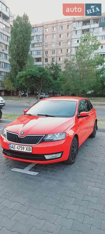 Хэтчбек Skoda Spaceback 2015 в Каменском