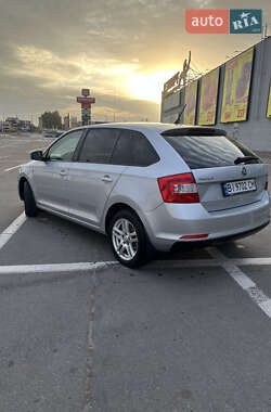 Хэтчбек Skoda Spaceback 2014 в Полтаве