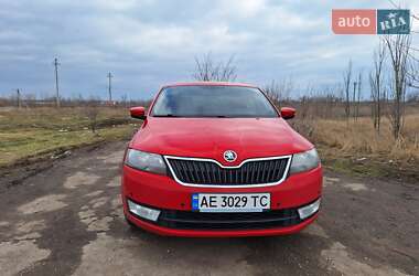 Хэтчбек Skoda Spaceback 2016 в 