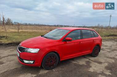 Хэтчбек Skoda Spaceback 2016 в 