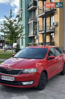 Хетчбек Skoda Spaceback 2015 в Софіївській Борщагівці