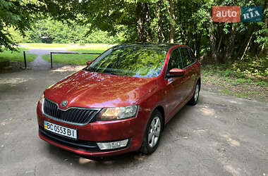 Хэтчбек Skoda Spaceback 2014 в 