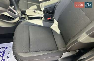 Хэтчбек Skoda Spaceback 2015 в 