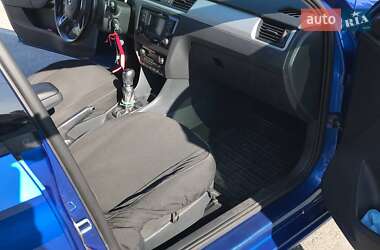 Хэтчбек Skoda Spaceback 2015 в 