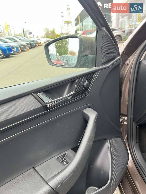 Хэтчбек Skoda Spaceback 2018 в Киеве фото 16 Хэтчбек Skoda Spaceback 2018 в Киеве