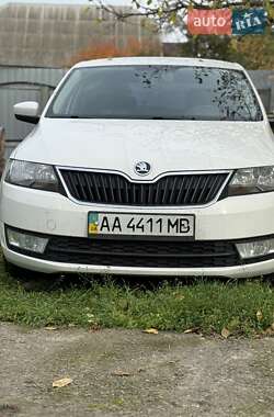 Хэтчбек Skoda Spaceback 2014 в Киеве