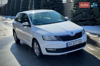 Хетчбек Skoda Spaceback 2018 в Дніпрі