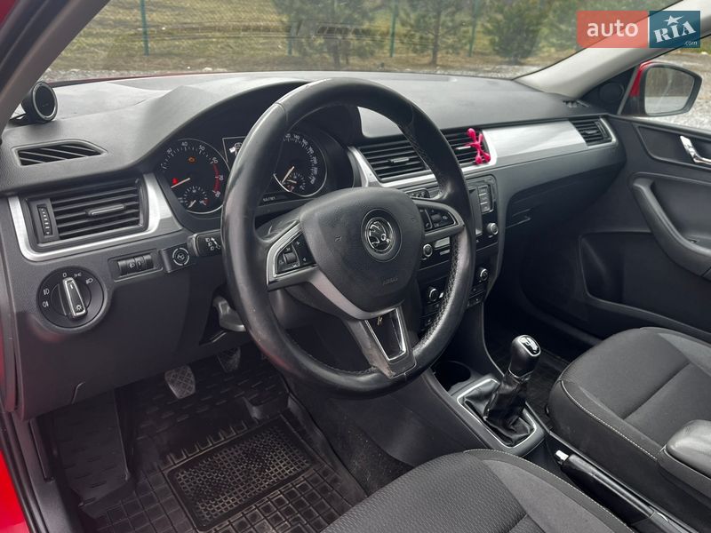 Хэтчбек Skoda Spaceback 2015 в Львове