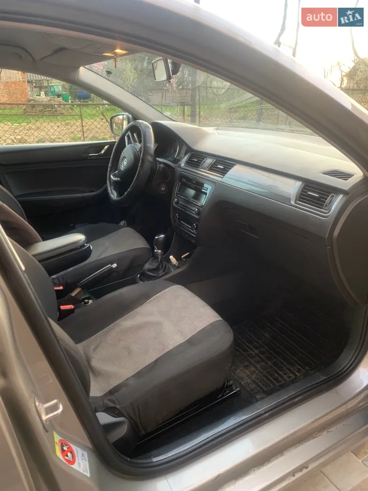 2015 Skoda Rapid - мініатюра 15