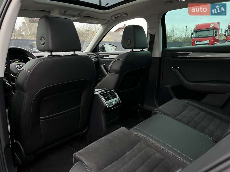 Универсал Skoda Superb Scout 2021 в Киеве