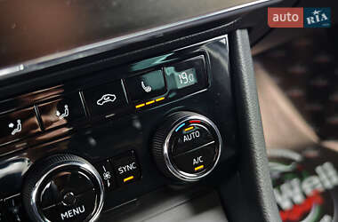 Универсал Skoda Superb Scout 2020 в 