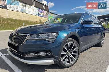 Skoda Superb Scout 2021