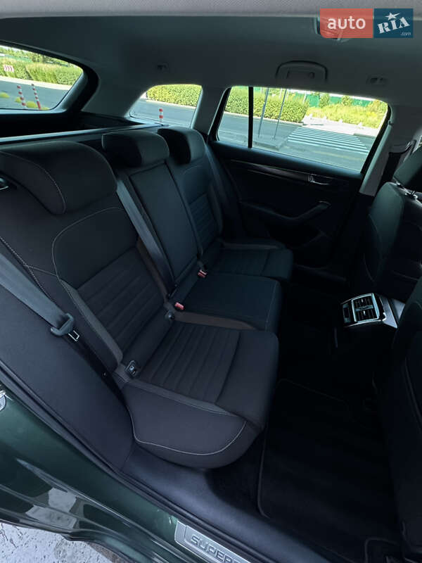 Универсал Skoda Superb Scout 2019 в Киеве фото 28 Универсал Skoda Superb Scout 2019 в Киеве