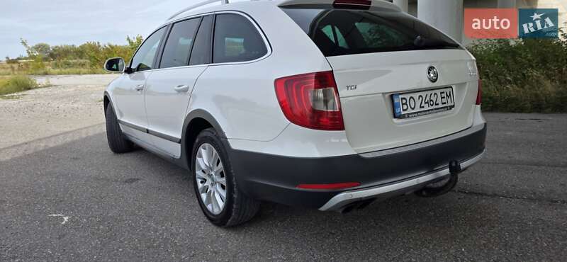 Універсал Skoda Superb Scout 2012 в Тернополі