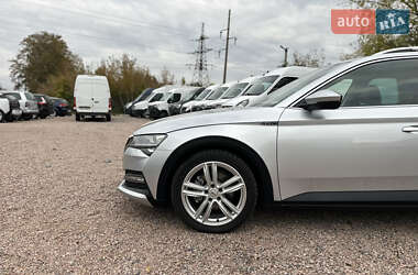 Универсал Skoda Superb Scout 2020 в 