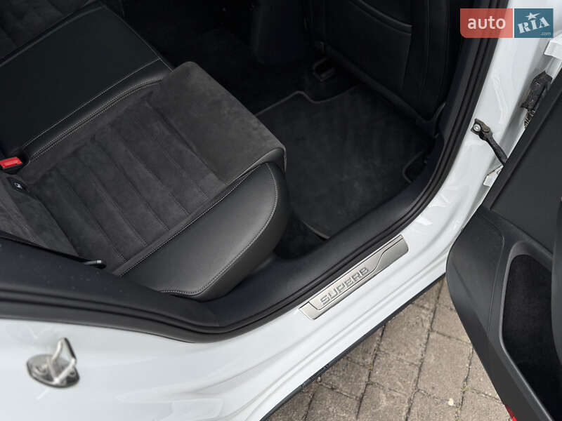 Универсал Skoda Superb Scout 2020 в Ровно