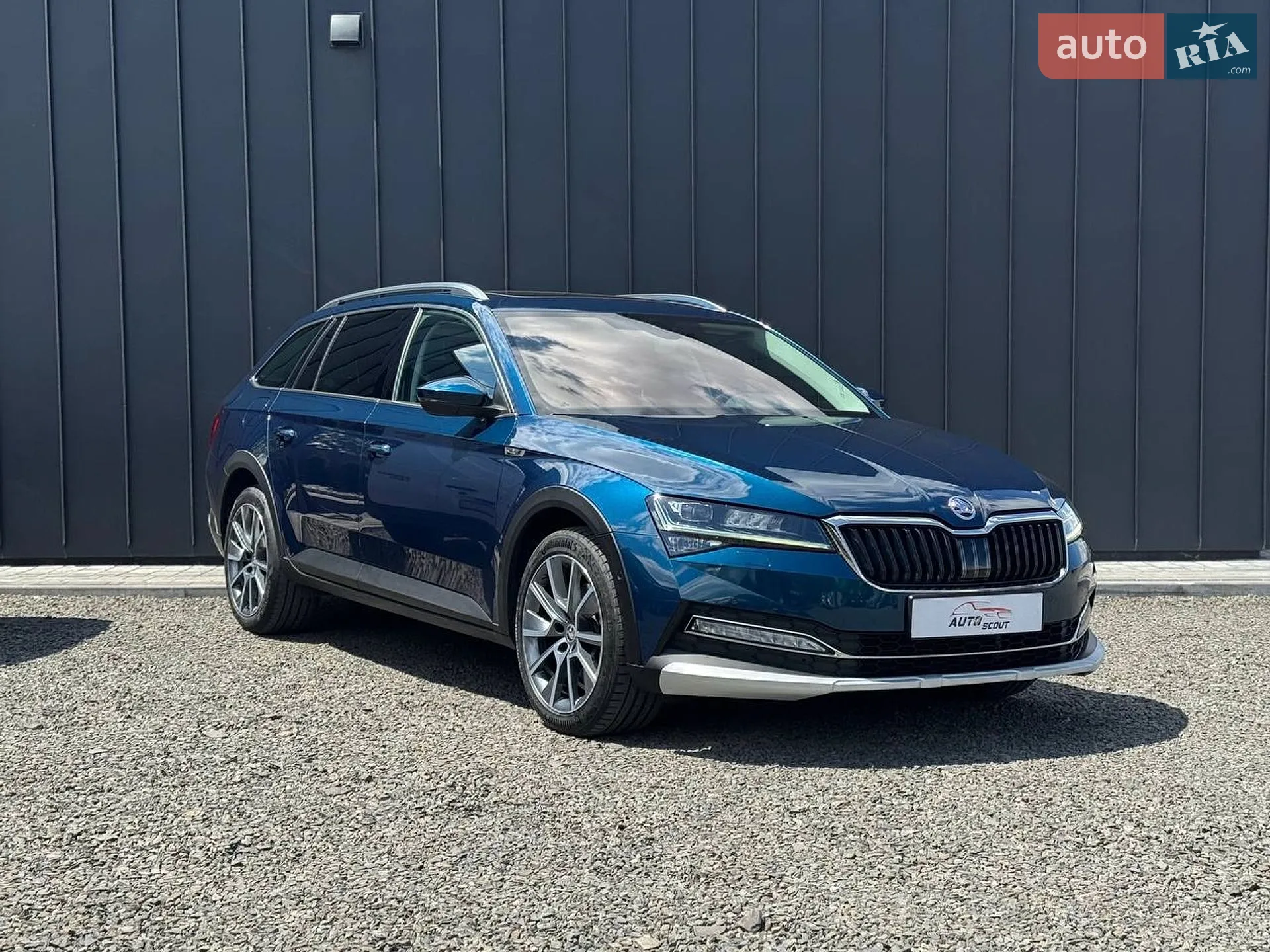 2020 Skoda Superb - мініатюра 3