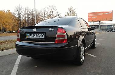 Седан Skoda Superb 2008 в 