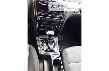 Седан Skoda Superb 2011 в 