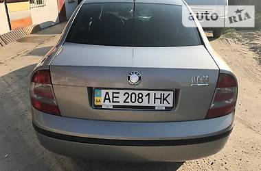 Седан Skoda Superb 2007 в Днепре